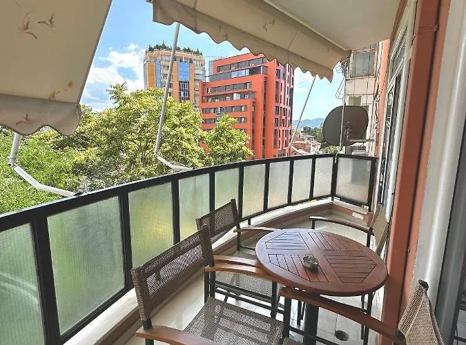 Central Inn Home Tirana Τίρανα