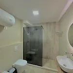 Central Inn Home Tirana * 地拉那