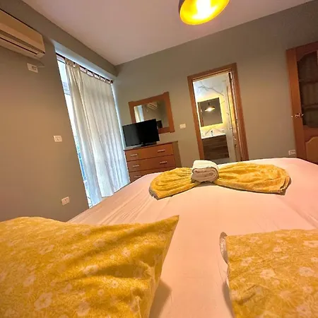 Central Inn Home Tirana Lägenhet Tirana