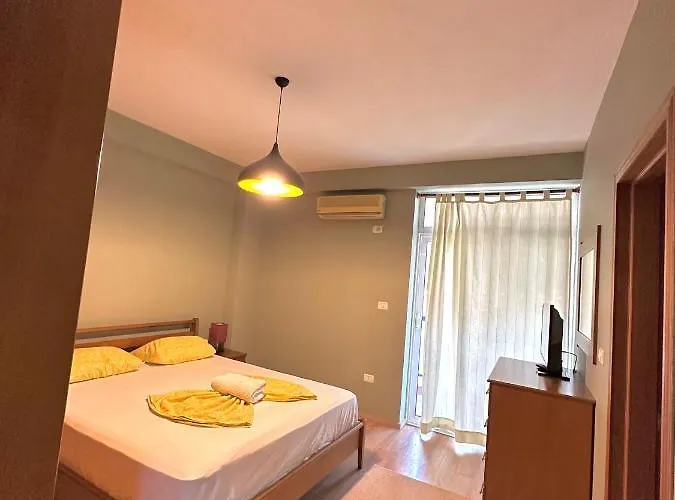 Central Inn Home Tirana Апартаменты