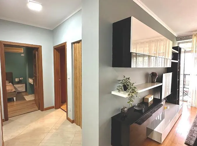 Апартаменты Central Inn Home Tirana Тирана